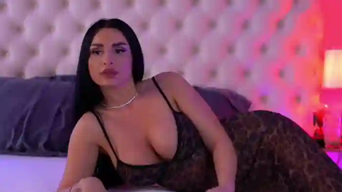 2025/04/28/flirt4free-isabelle-hunt-10-00-20