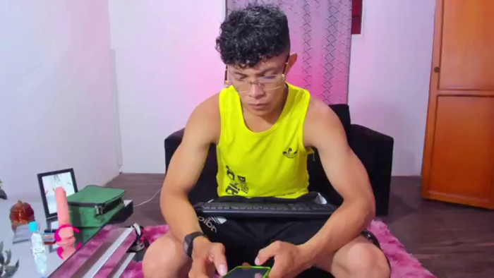 lucas-luxx