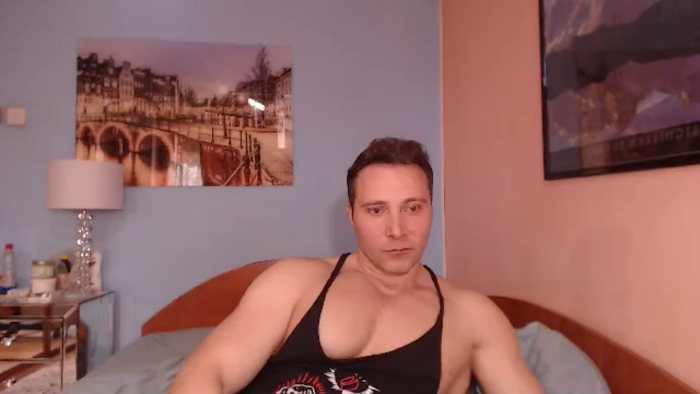 hunky-muscle