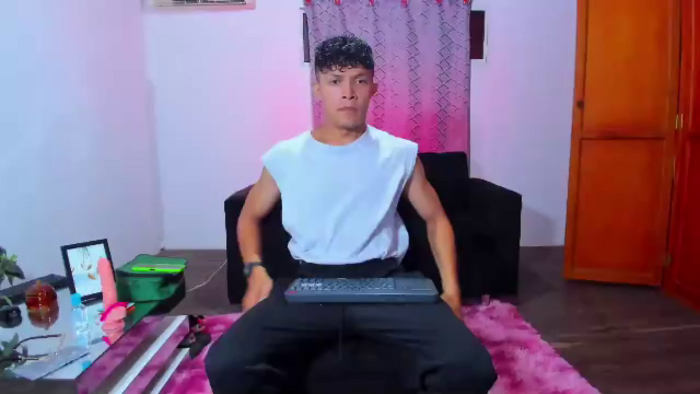 lucas-luxx