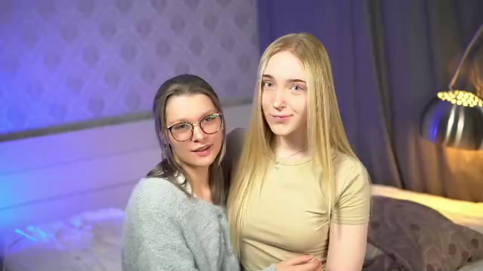 mae-beddingfield-and-sara-mauri