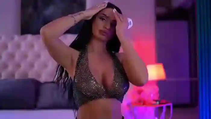 2025/05/04/flirt4free-isabelle-hunt-10-38-14