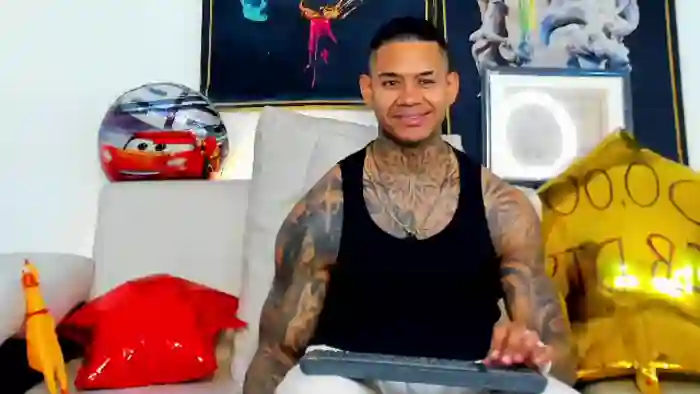 2025/05/05/flirt4free-jared-kushh-08-11-15