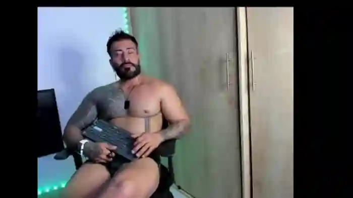 2025/05/05/flirt4free-jason-greek-01-20-57