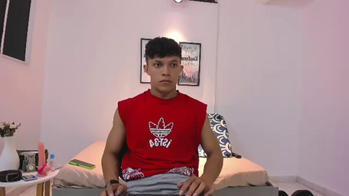 lucas-luxx