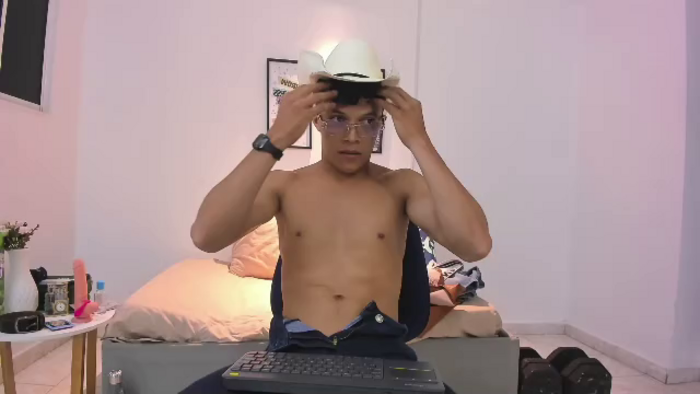 lucas-luxx