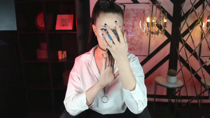 lily-loyd