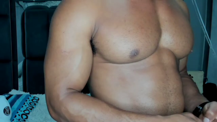 mat-strong