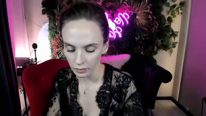 isabel-adams