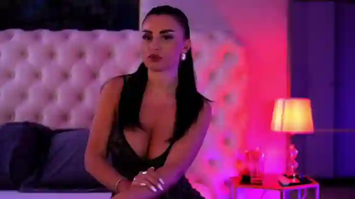 2025/05/11/flirt4free-isabelle-hunt-05-53-41