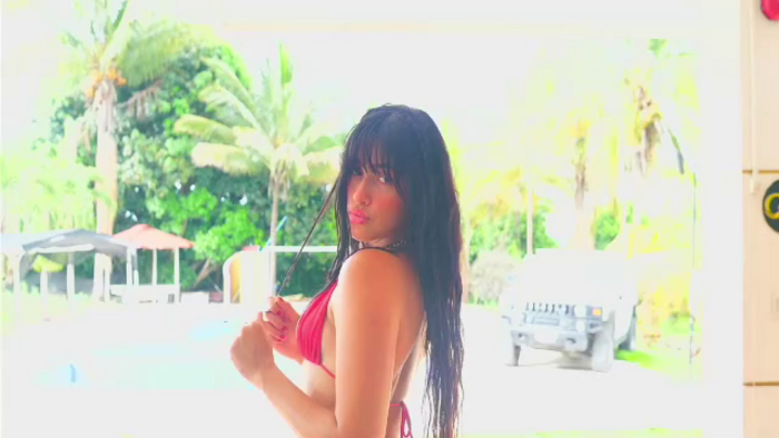 mansion-girls