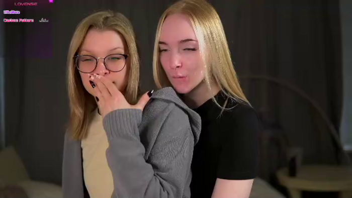 mae-beddingfield-and-sara-mauri
