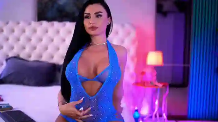 2025/05/15/flirt4free-isabelle-hunt-07-03-25