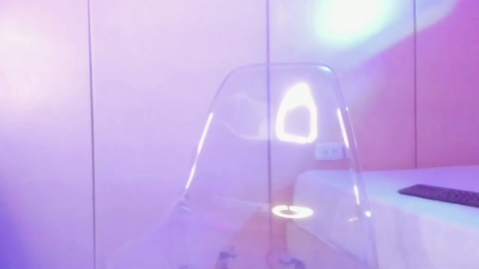 hylari-banks