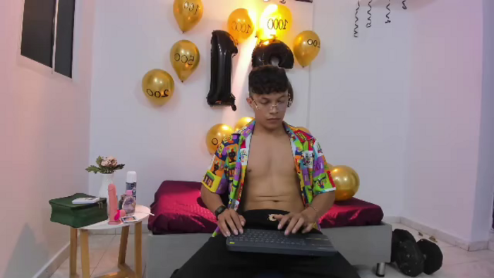 lucas-luxx