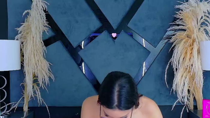 kylie-whitee