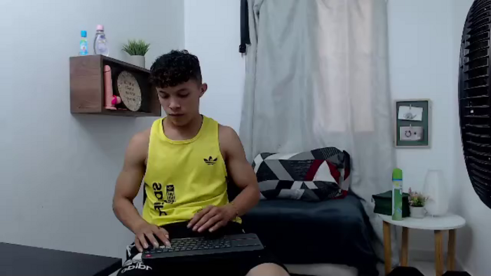 lucas-luxx