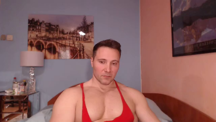 hunky-muscle