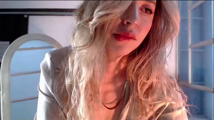 luciana-evanns