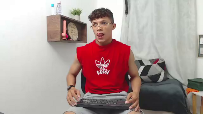 lucas-luxx