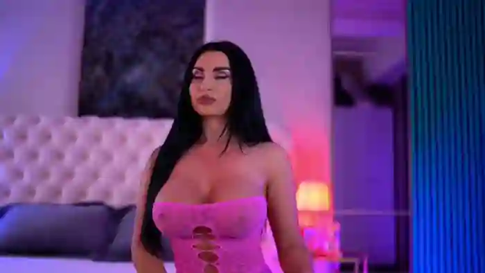 2025/05/26/flirt4free-isabelle-hunt-12-12-57