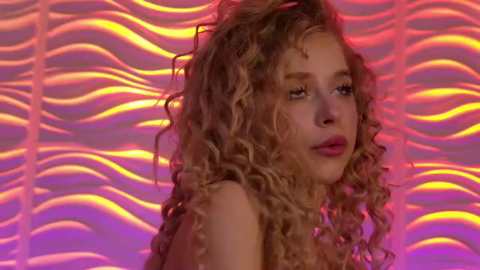 lovely-anais
