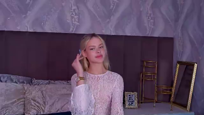 mia-jewell
