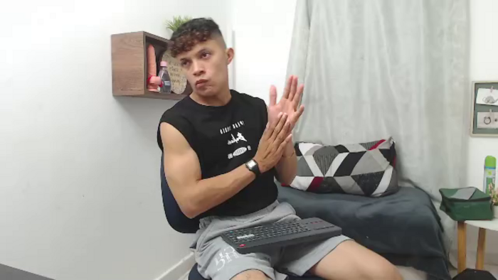 lucas-luxx
