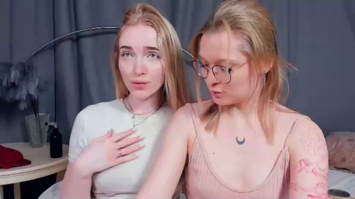 mae-beddingfield-and-sara-mauri