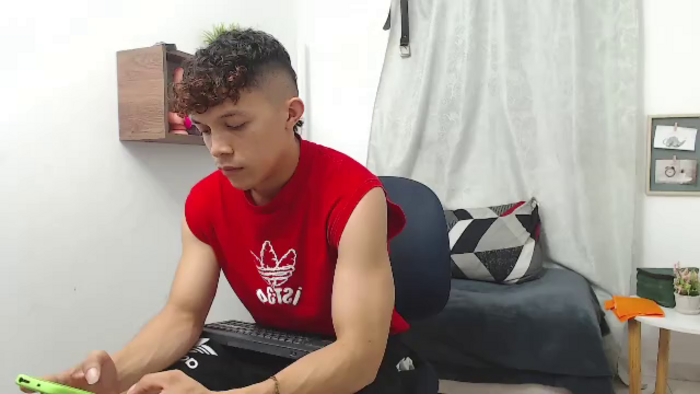 lucas-luxx