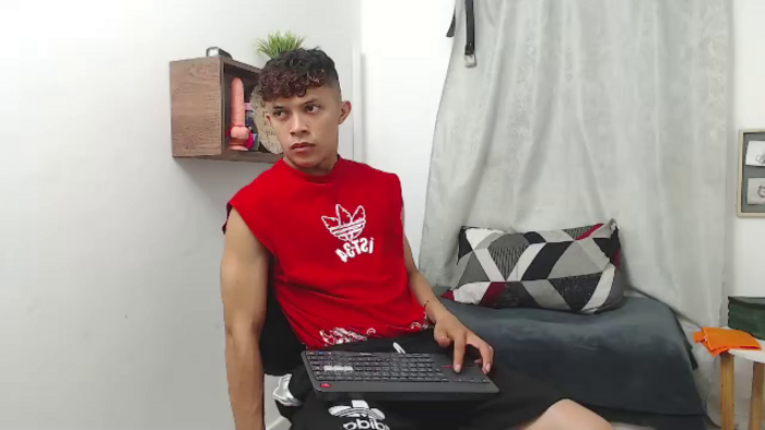 lucas-luxx