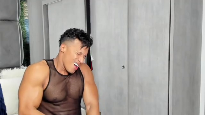 mat-strong