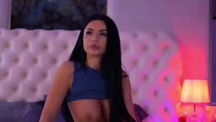 2025/05/31/flirt4free-isabelle-hunt-06-21-30