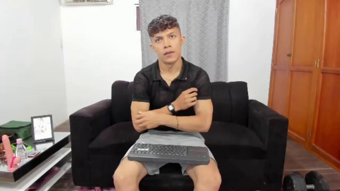 lucas-luxx