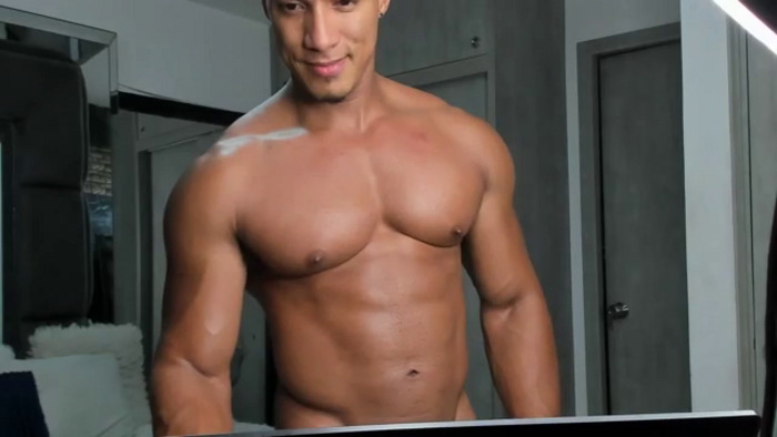 mat-strong