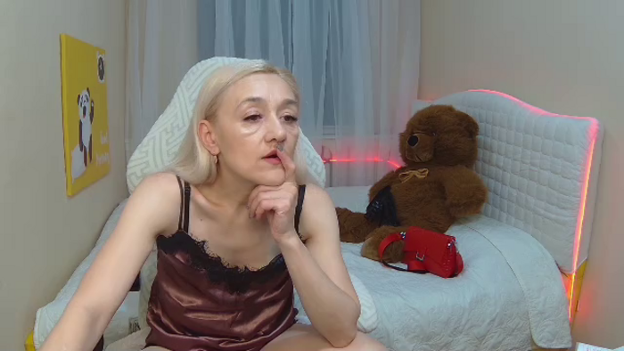 karmen-hiron