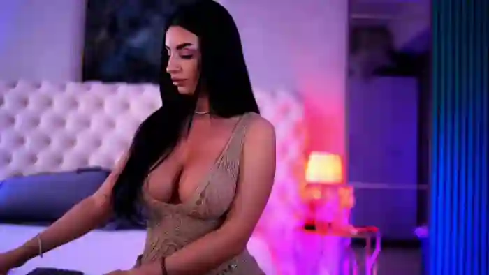 2025/06/02/flirt4free-isabelle-hunt-06-17-31