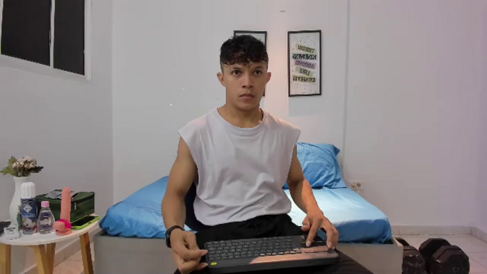 lucas-luxx
