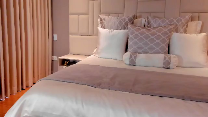 megan-hilton