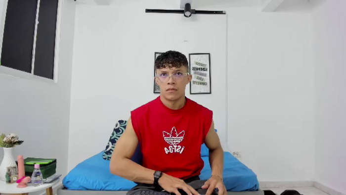 lucas-luxx