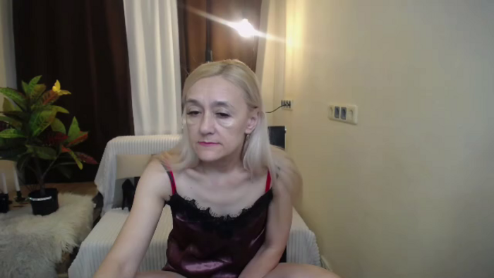 karmen-hiron