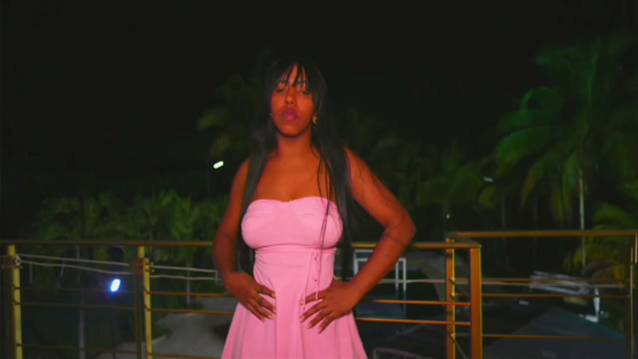 mansion-girls