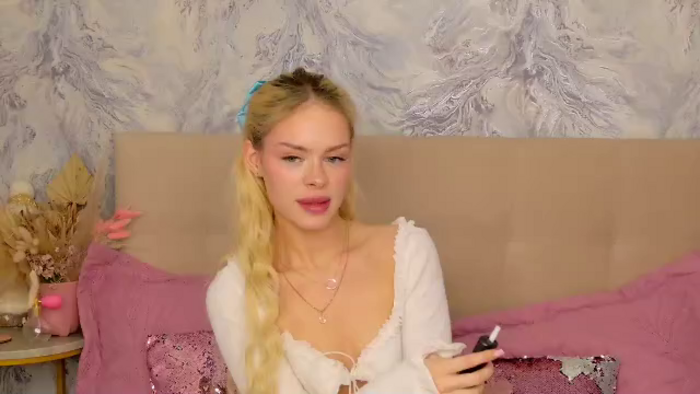 mia-jewell