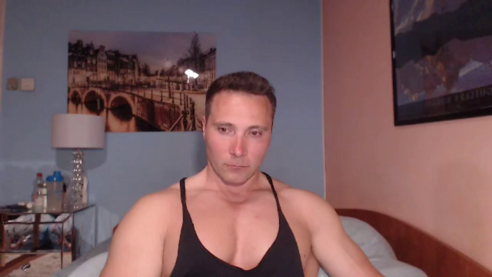 hunky-muscle