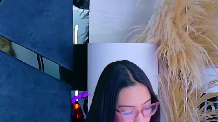 kylie-whitee