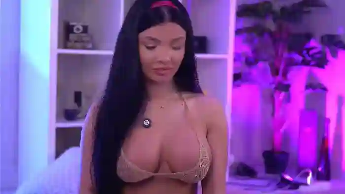 2025/06/06/flirt4free-madison-coles-03-51-45