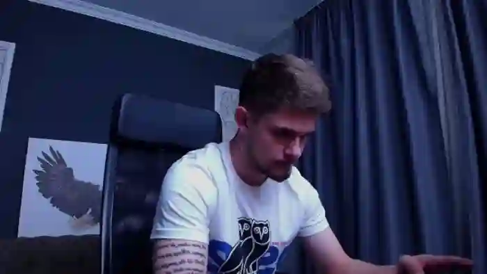 2025/06/06/flirt4free-kavin-akul-11-34-19