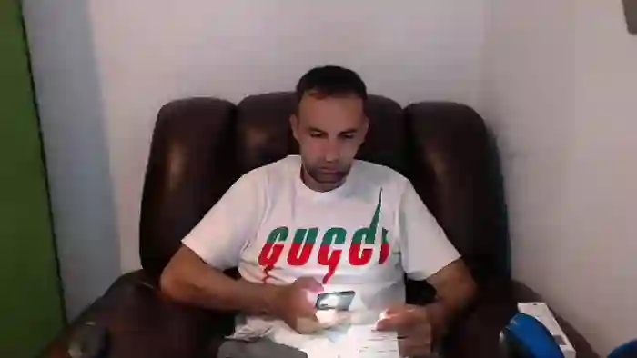 2025/06/06/flirt4free-leo-gianni-22-48-30