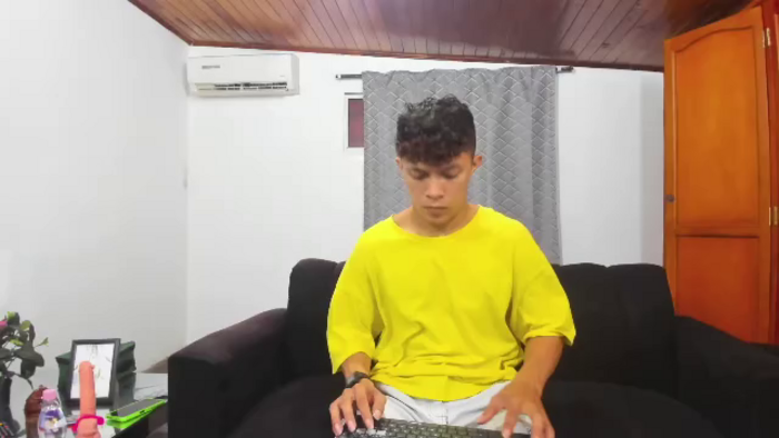 lucas-luxx