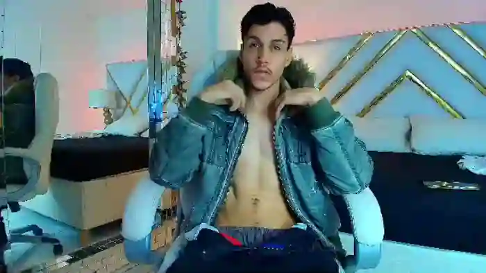2025/06/06/flirt4free-marcus-hanks-22-47-58